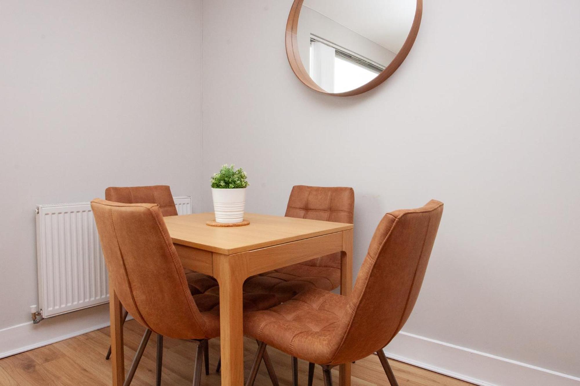גלאזגו 1 Bedroom Flat In The Heart Of Merchant City מראה חיצוני תמונה